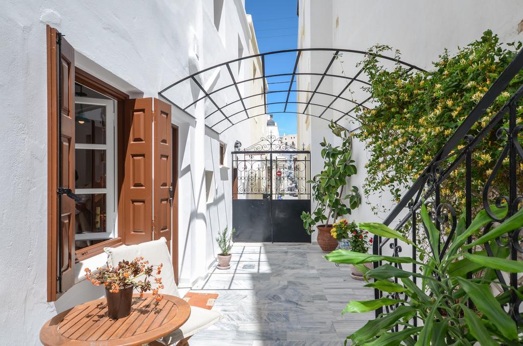 Naxos Center Houses Naxos City エクステリア 写真