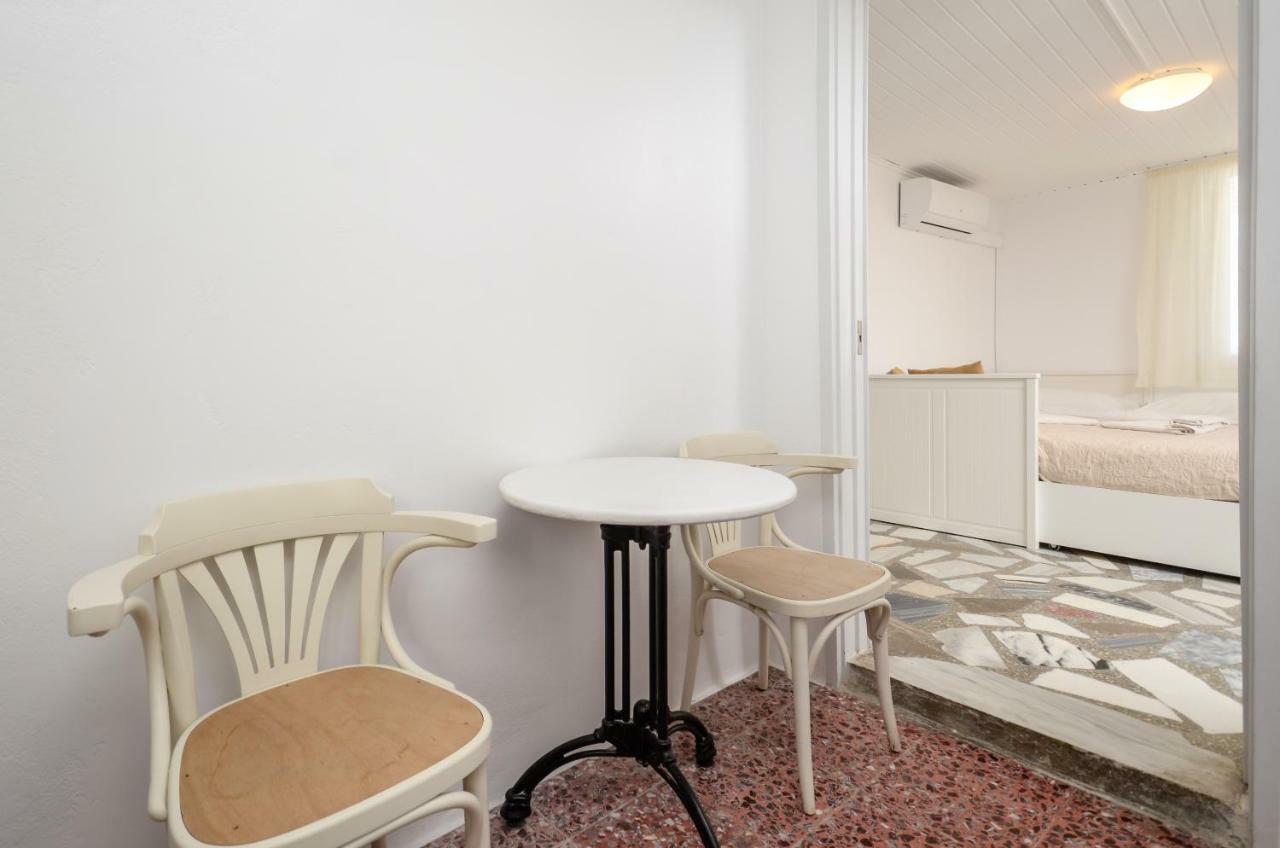 Naxos Center Houses Naxos City エクステリア 写真