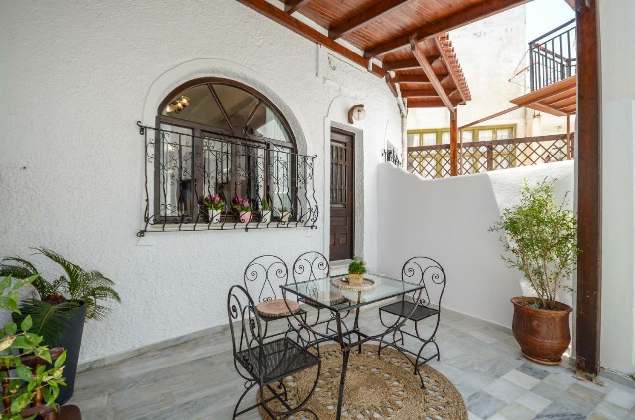 Naxos Center Houses Naxos City エクステリア 写真